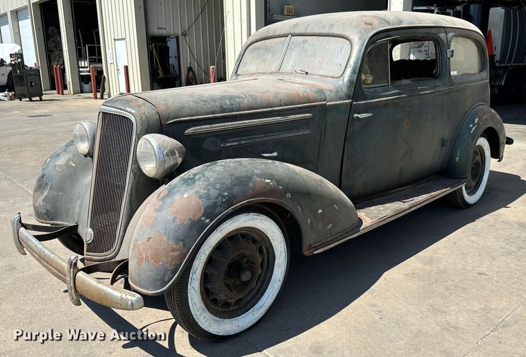 image for item MU9865 1935 Chevrolet  2S 