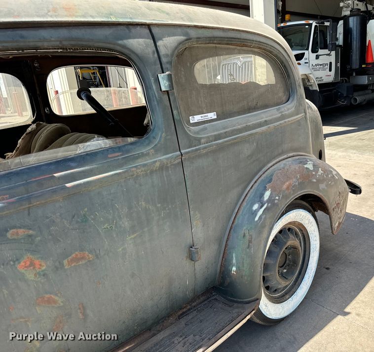 image for item MU9865 1935 Chevrolet  2S 