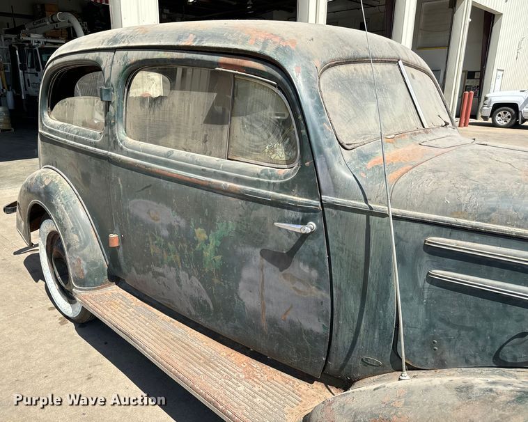 image for item MU9865 1935 Chevrolet  2S 