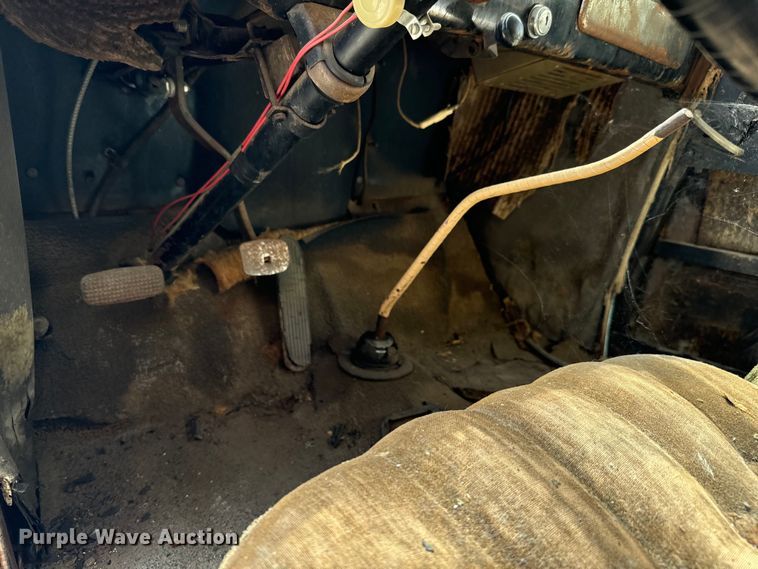 image for item MU9865 1935 Chevrolet  2S 