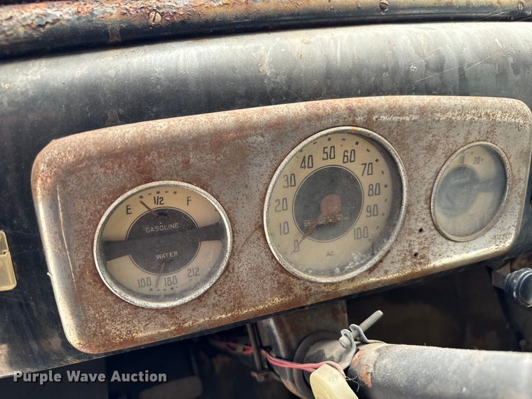 image for item MU9865 1935 Chevrolet  2S 