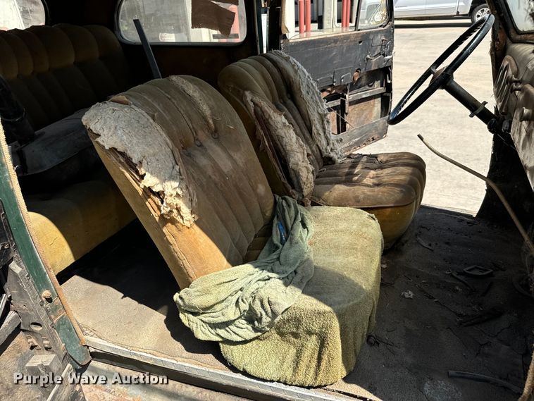 image for item MU9865 1935 Chevrolet  2S 