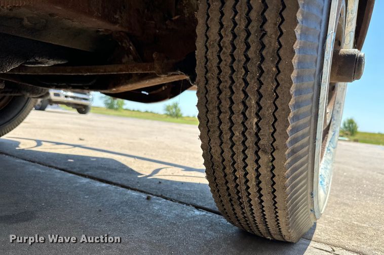 image for item MU9865 1935 Chevrolet  2S 