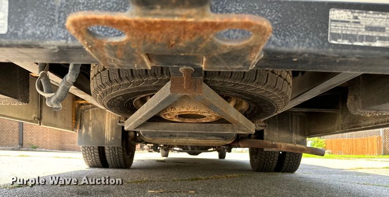 image for item MU9932 2006 Ford E450 Super Duty  RV