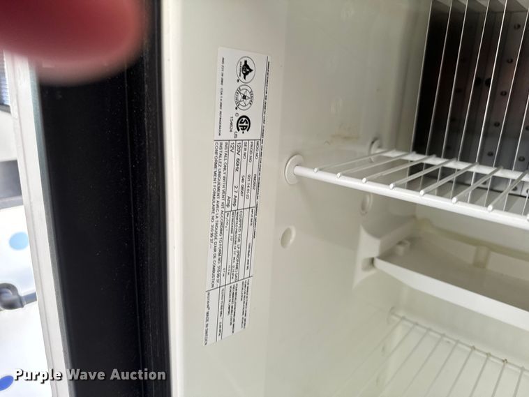 image for item MU9932 2006 Ford E450 Super Duty  RV