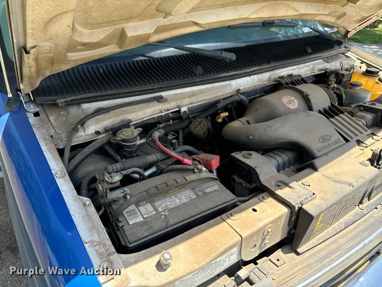 image for item MU9932 2006 Ford E450 Super Duty  RV