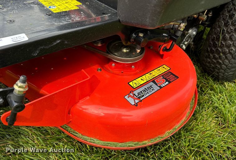 image for item MU9946 Ariens  Zoom ZTR lawn mower