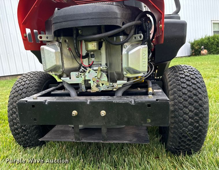 image for item MU9946 Ariens  Zoom ZTR lawn mower