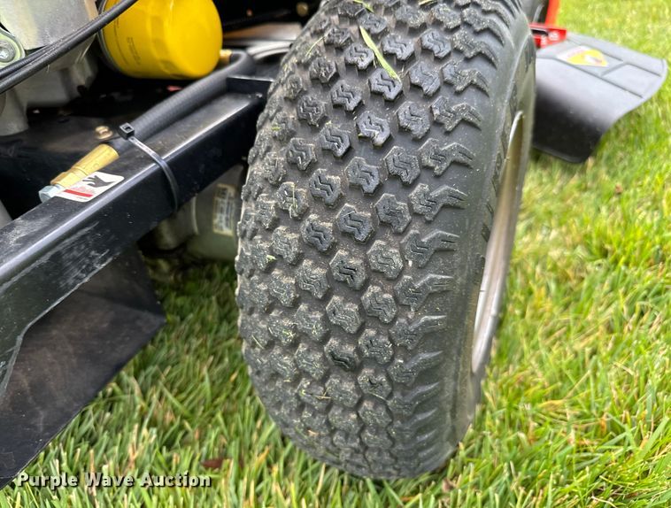 image for item MU9946 Ariens  Zoom ZTR lawn mower