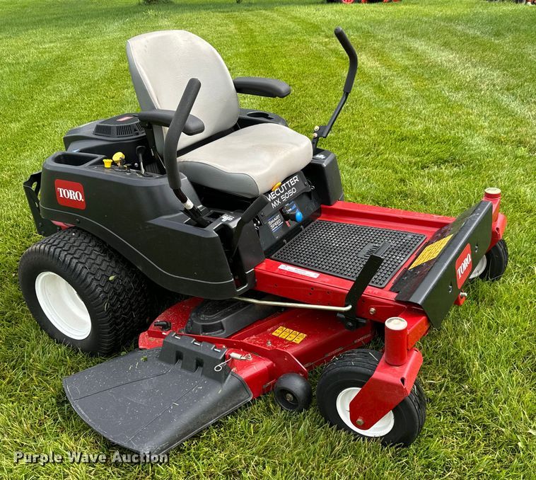 image for item MU9948 2016 Toro Time Cutter MX5050 ZTR lawn mower