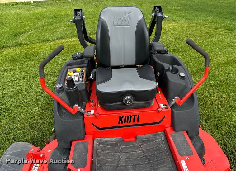 image for item MU9949 Kioti ZXC SE ZTR lawn mower