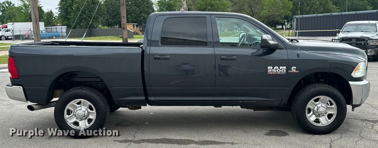 image for item ND9318 2017 Dodge Ram 2500 HD Crew Cab pickup truck