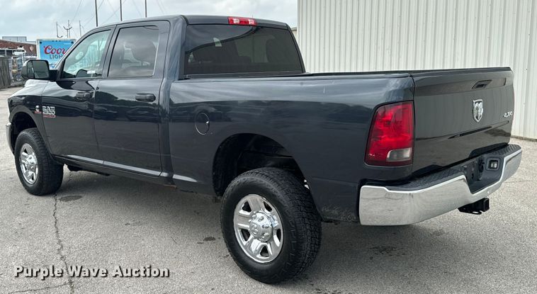 image for item ND9318 2017 Dodge Ram 2500 HD Crew Cab pickup truck