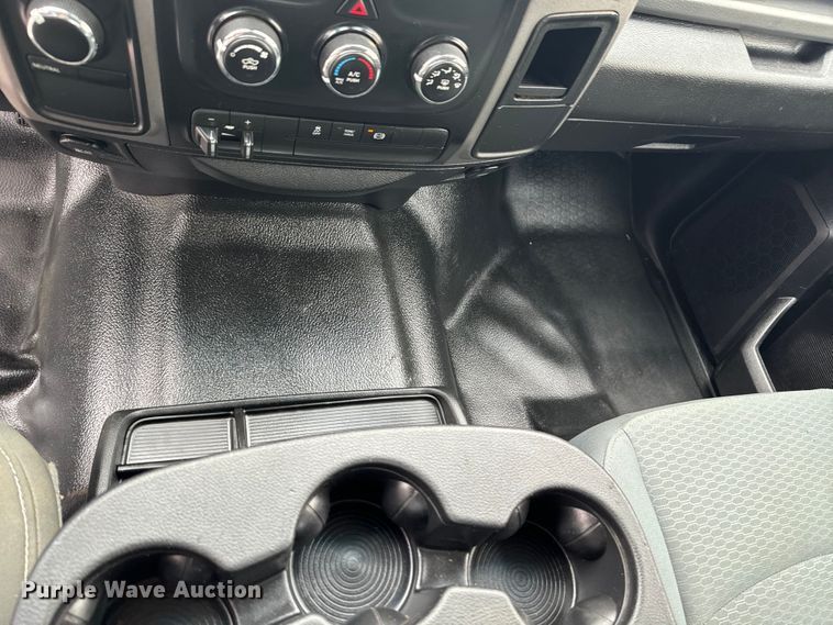 image for item ND9318 2017 Dodge Ram 2500 HD Crew Cab pickup truck