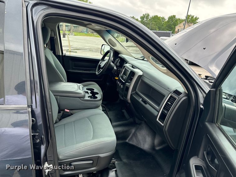 image for item ND9318 2017 Dodge Ram 2500 HD Crew Cab pickup truck