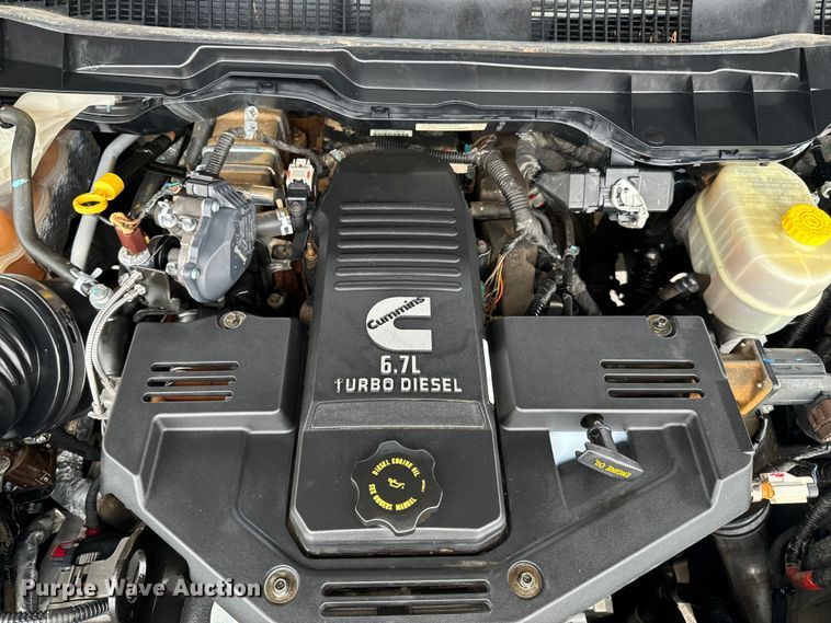 image for item ND9318 2017 Dodge Ram 2500 HD Crew Cab pickup truck