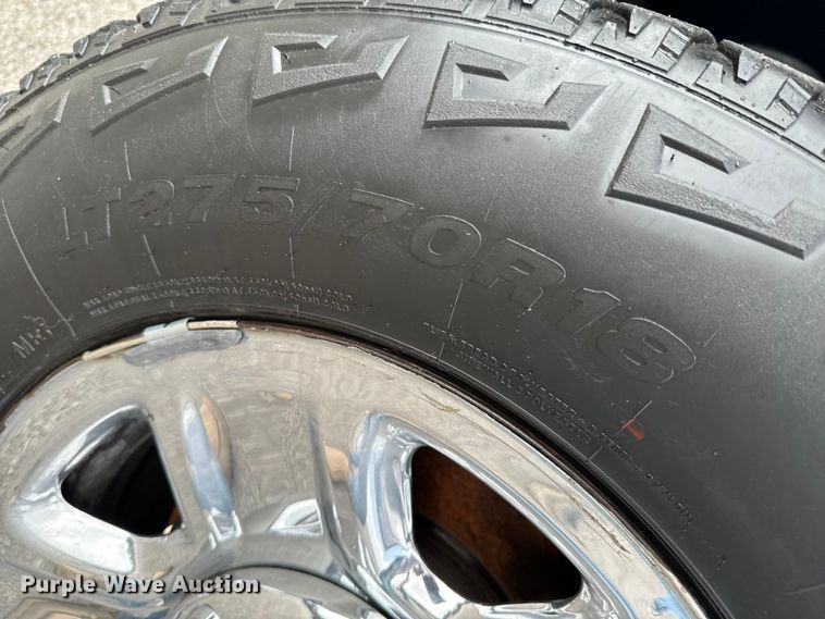 image for item ND9318 2017 Dodge Ram 2500 HD Crew Cab pickup truck