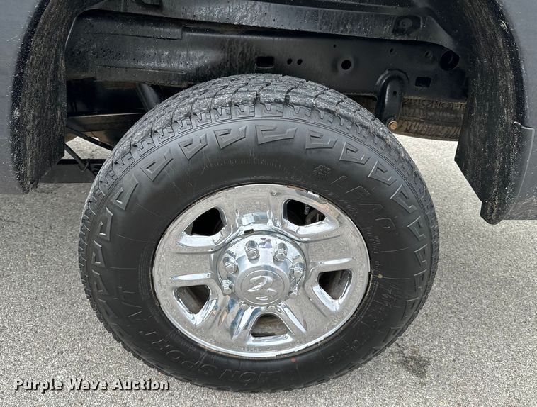 image for item ND9318 2017 Dodge Ram 2500 HD Crew Cab pickup truck