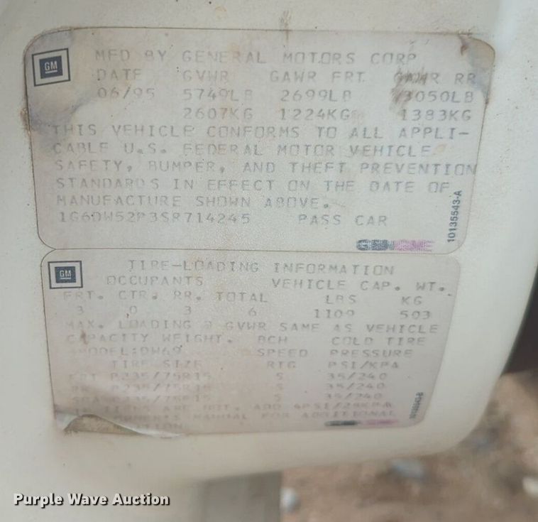 image for item NG9908 1995 Cadilliac Fleetwood limousine