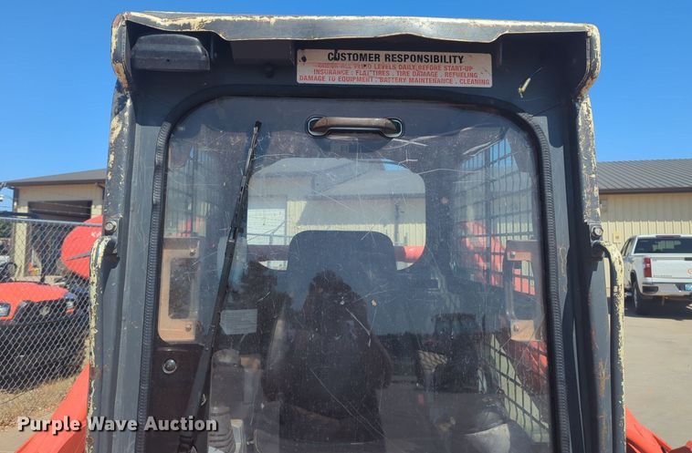 image for item NG9935 2020 Kubota SVL75-2 tracked skid steer loader