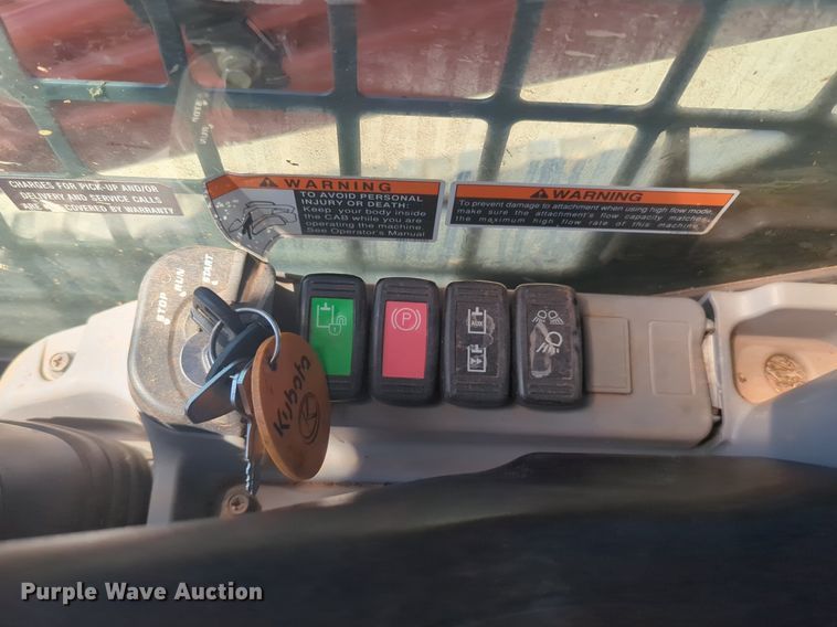 image for item NG9935 2020 Kubota SVL75-2 tracked skid steer loader