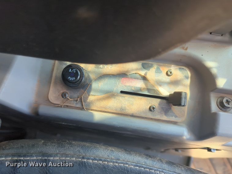 image for item NG9935 2020 Kubota SVL75-2 tracked skid steer loader