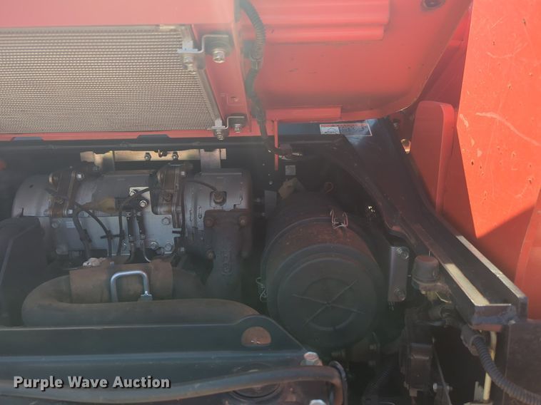 image for item NG9935 2020 Kubota SVL75-2 tracked skid steer loader