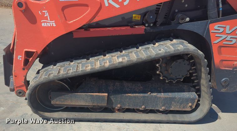 image for item NG9935 2020 Kubota SVL75-2 tracked skid steer loader