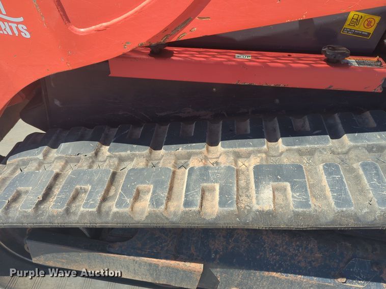 image for item NG9935 2020 Kubota SVL75-2 tracked skid steer loader