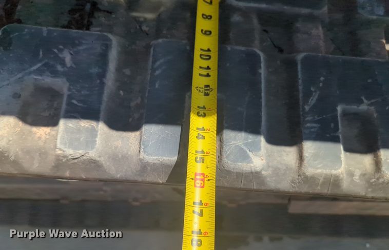 image for item NG9935 2020 Kubota SVL75-2 tracked skid steer loader