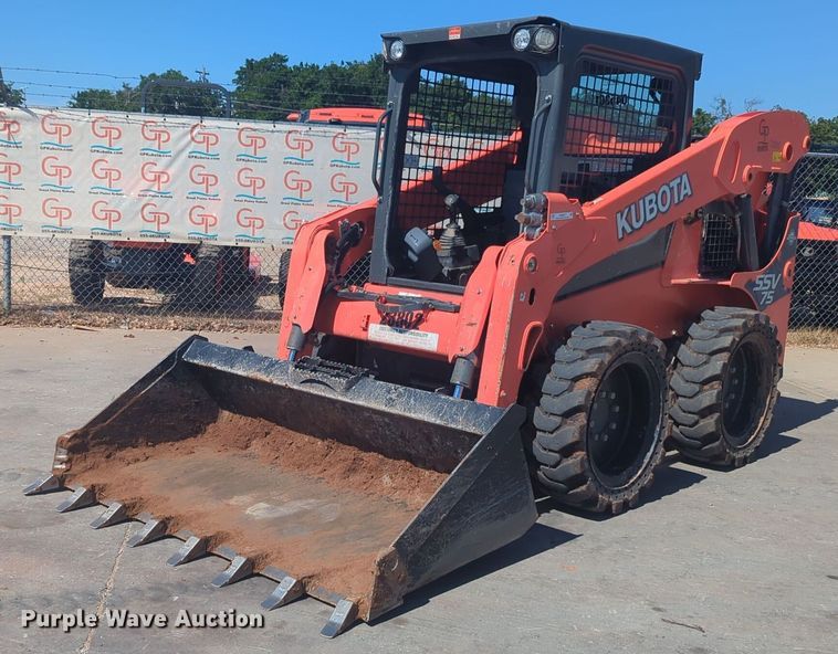 image for item NG9937 2019 Kubota SSV75 skid steer loader