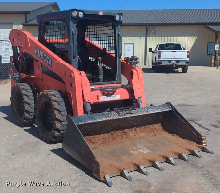 image for item NG9937 2019 Kubota SSV75 skid steer loader