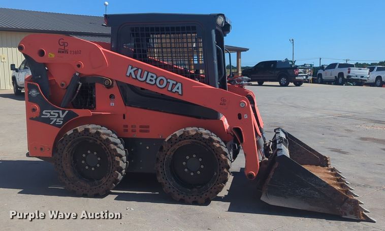 image for item NG9937 2019 Kubota SSV75 skid steer loader