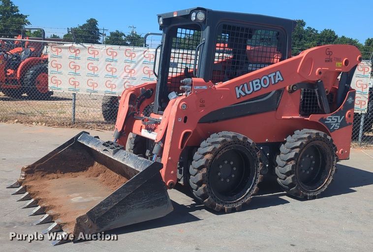 image for item NG9937 2019 Kubota SSV75 skid steer loader