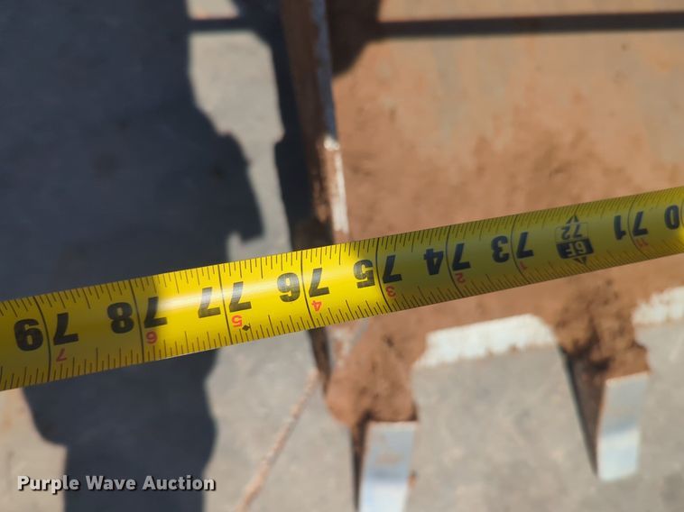 image for item NG9937 2019 Kubota SSV75 skid steer loader