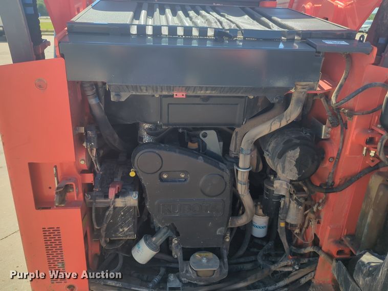 image for item NG9937 2019 Kubota SSV75 skid steer loader