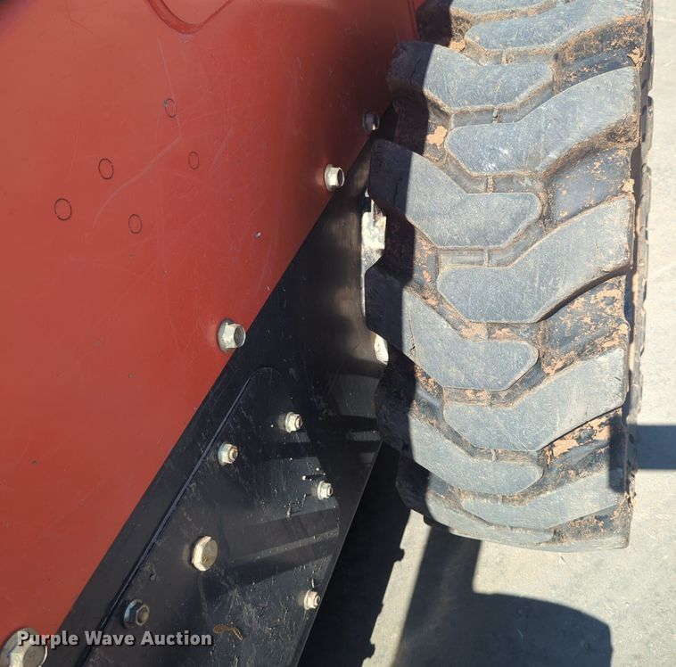 image for item NG9937 2019 Kubota SSV75 skid steer loader