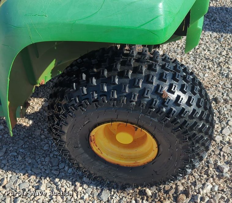 image for item NG9944 1996 John Deere  Gator 6x4 utility vehicle