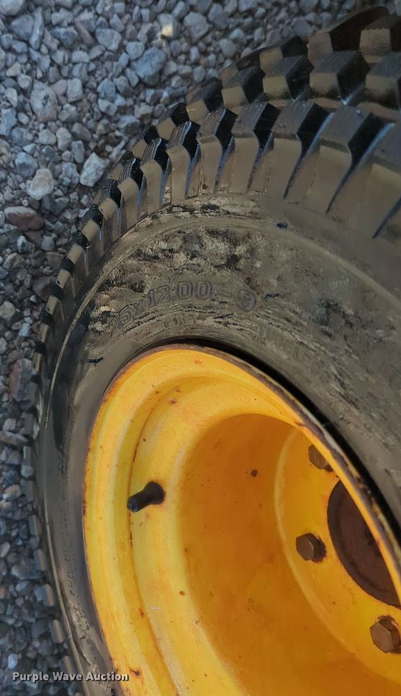 image for item NG9944 1996 John Deere  Gator 6x4 utility vehicle