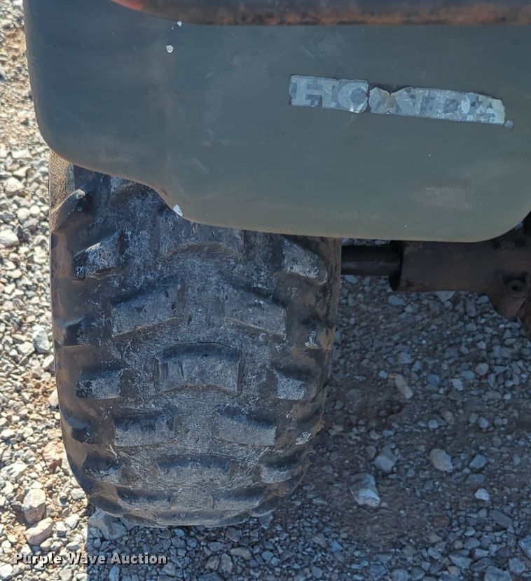 image for item NG9946 2004 Honda Recon ATV