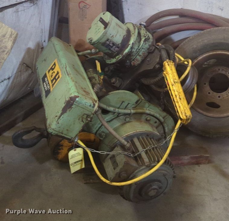 image for item NG9952 P&H overhead crane