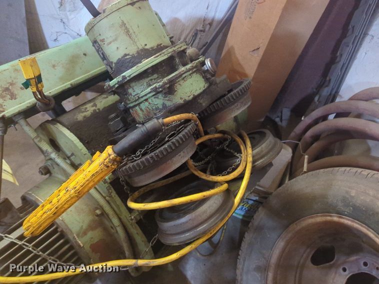 image for item NG9952 P&H overhead crane