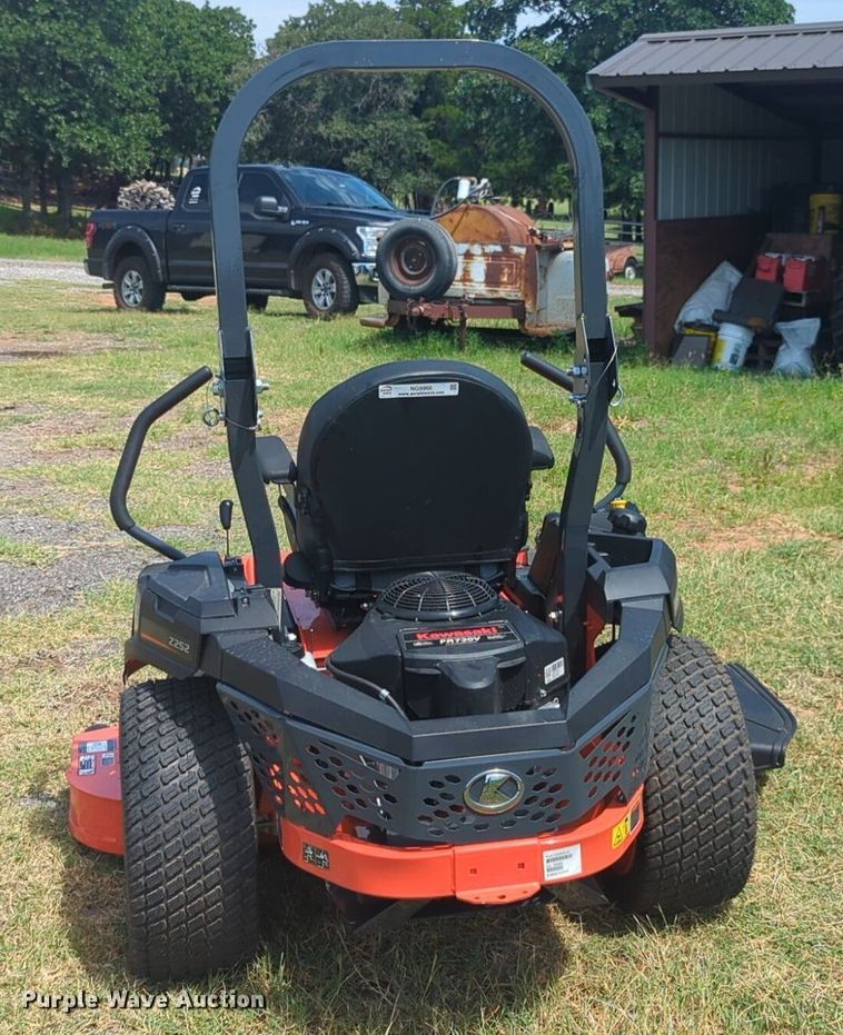 image for item NG9966 2024 Kubota Z252KW ZTR lawn mower
