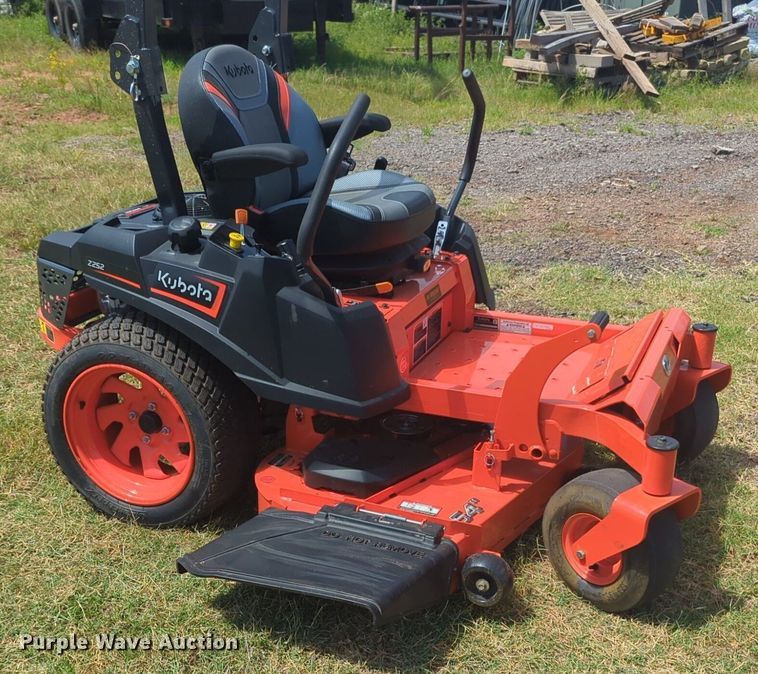 image for item NG9966 2024 Kubota Z252KW ZTR lawn mower