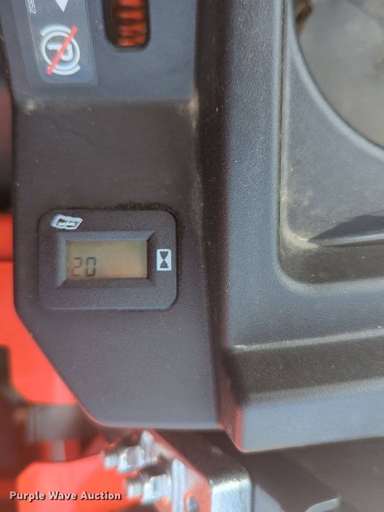 image for item NG9966 2024 Kubota Z252KW ZTR lawn mower