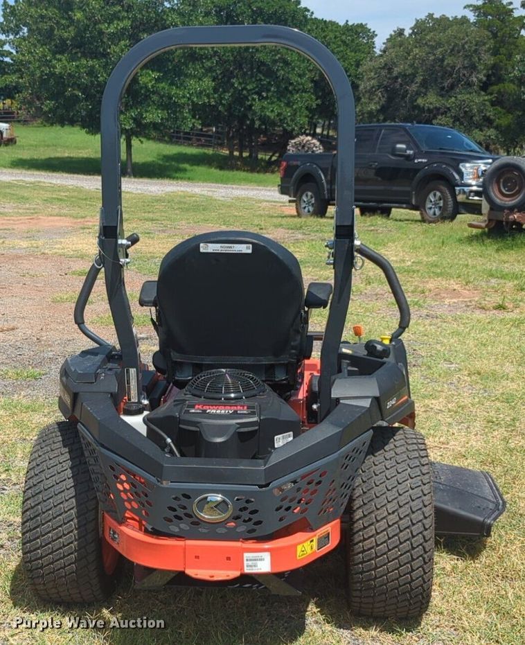 image for item NG9967 2024 Kubota Z242KW ZTR lawn mower