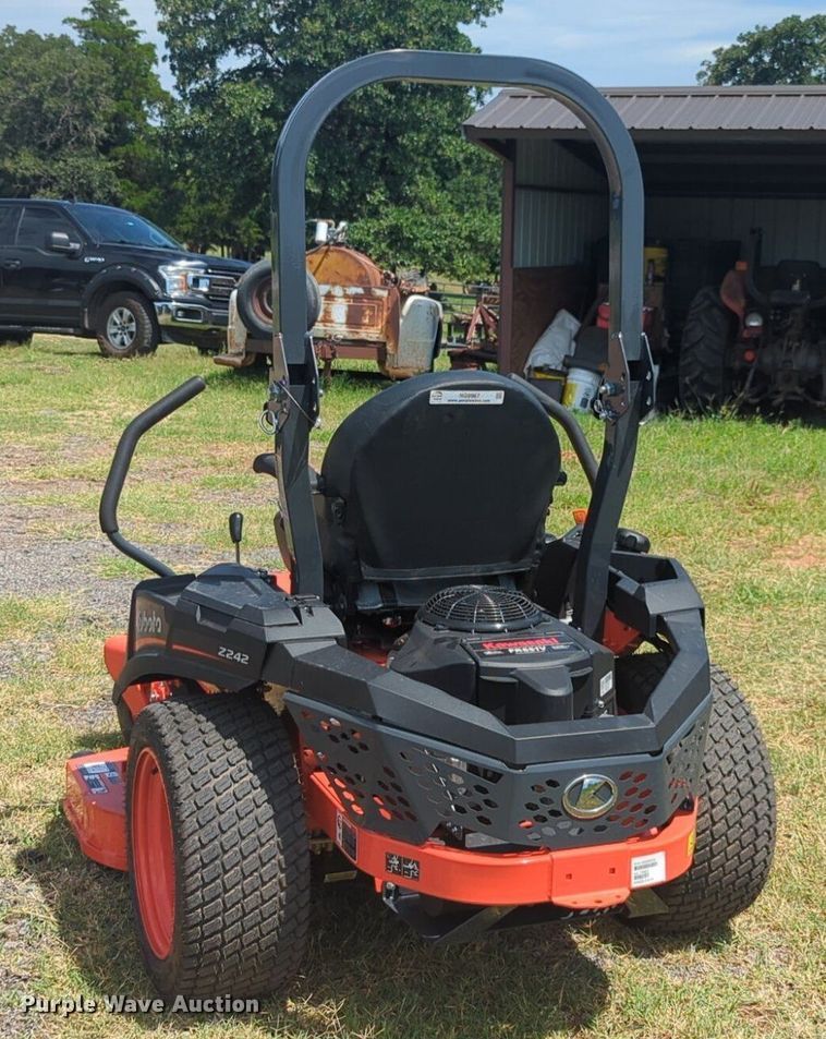 image for item NG9967 2024 Kubota Z242KW ZTR lawn mower