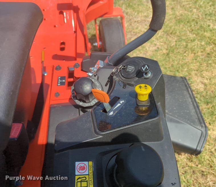 image for item NG9967 2024 Kubota Z242KW ZTR lawn mower