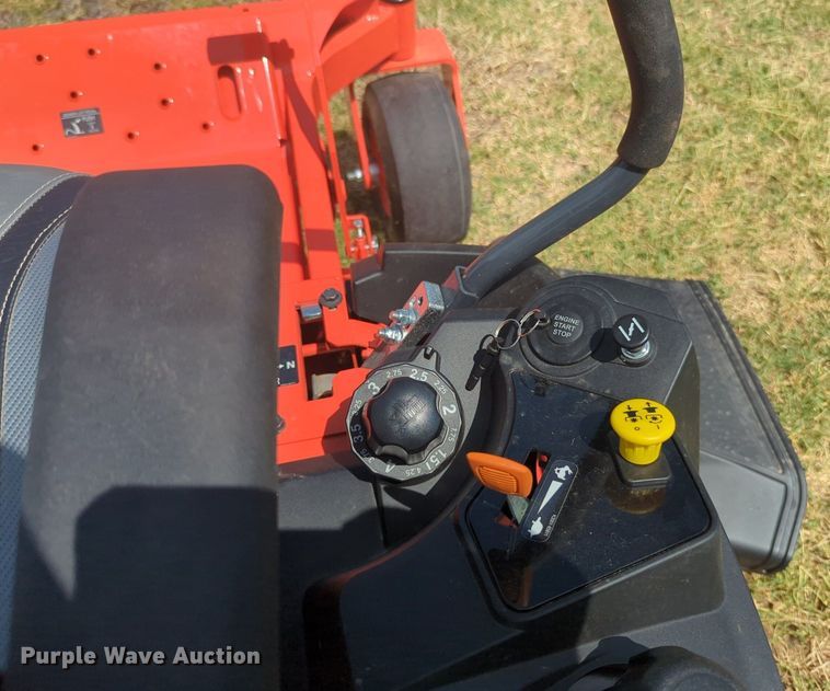 image for item NG9967 2024 Kubota Z242KW ZTR lawn mower