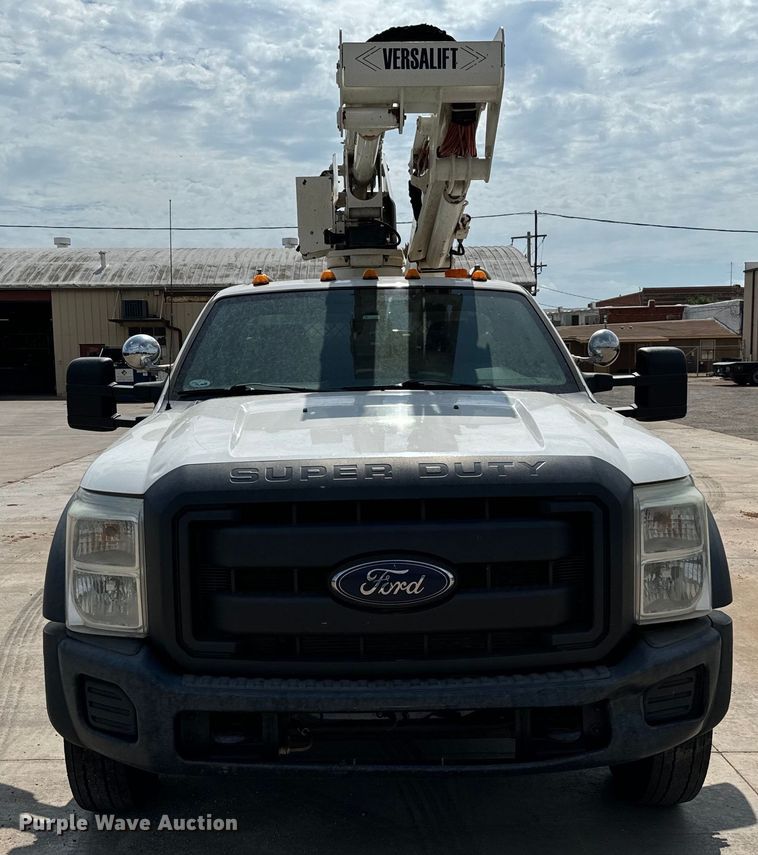 image for item NQ9624 2015 Ford F550 Super Duty bucket truck